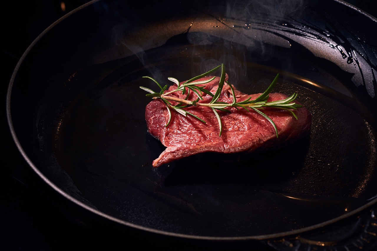 Faut-il privilégier la viande blanche à la viande rouge ? Découvrez les avantages et les considérations à prendre en compte